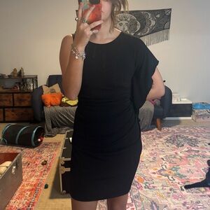 Kische Elegant Black One-Shoulder Dress